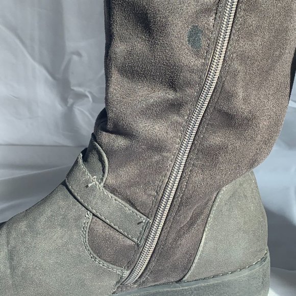 Globalwin Faux Fur Lined Knee High Winter Boots - Picture 11 of 16